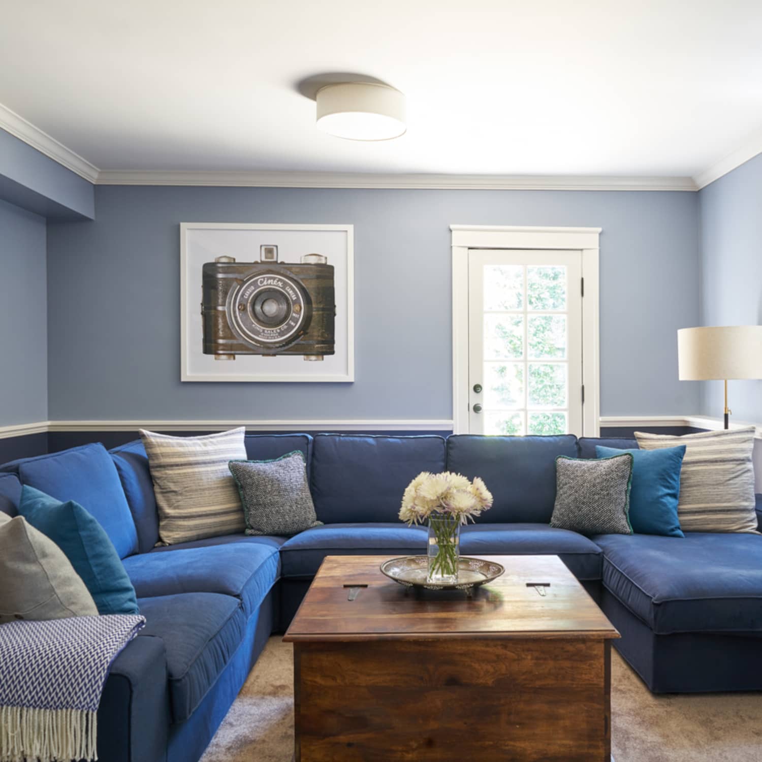 U shaped clearance couch living room